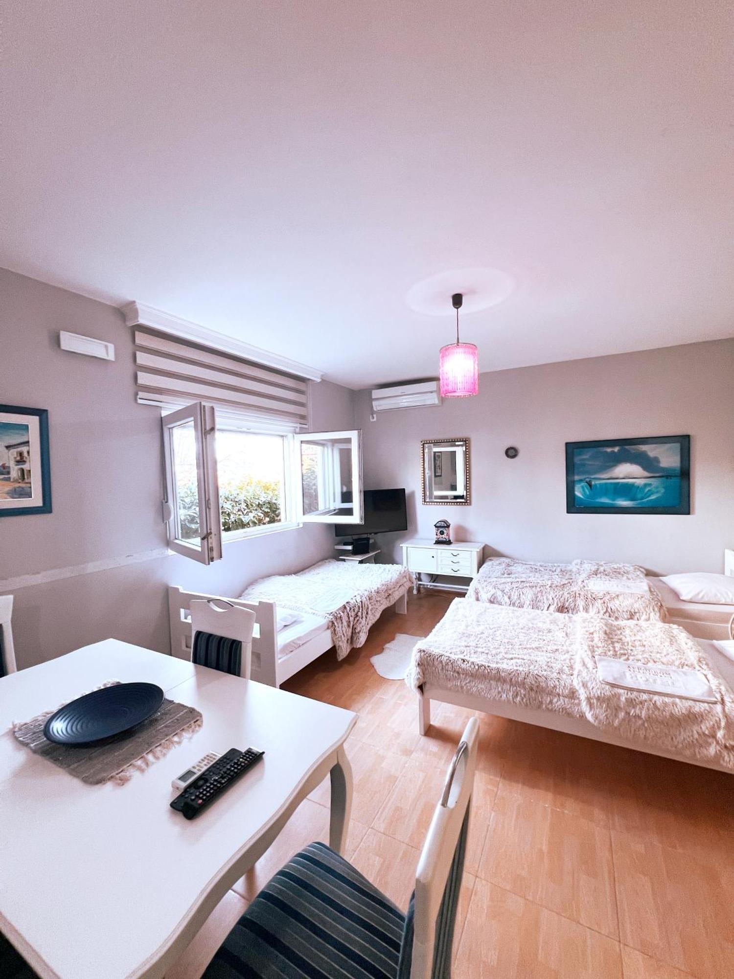 Apartments Aerodrom Podgorica Eksteriør billede