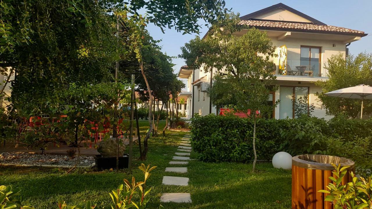 Apartments Aerodrom Podgorica Eksteriør billede